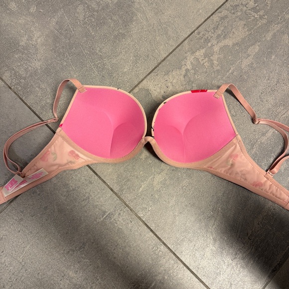 PINK Victoria’s Secret Wear Everywhere Super Push Up Bra Cherries Mauve 32C - Picture 4 of 4